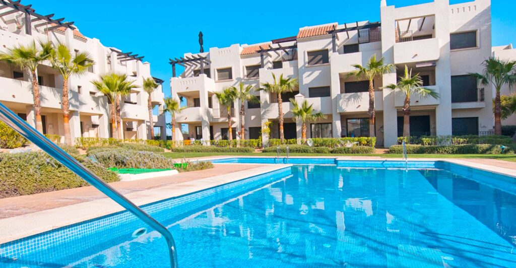 Een tweede woning kopen in Spanje is nog steeds ongekend populair