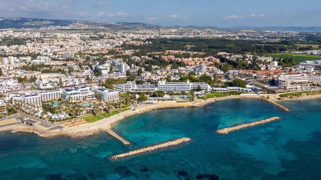 Wil je een huis kopen op Cyprus? Lees er alles over.